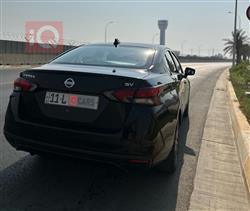 نيسان فيرسا